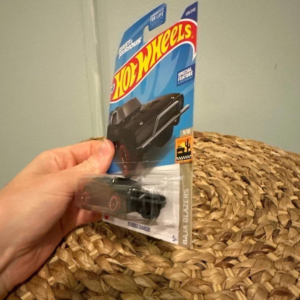 HOT WHEELS ‘70 DODGE CHARGER BAJA BLAZERS